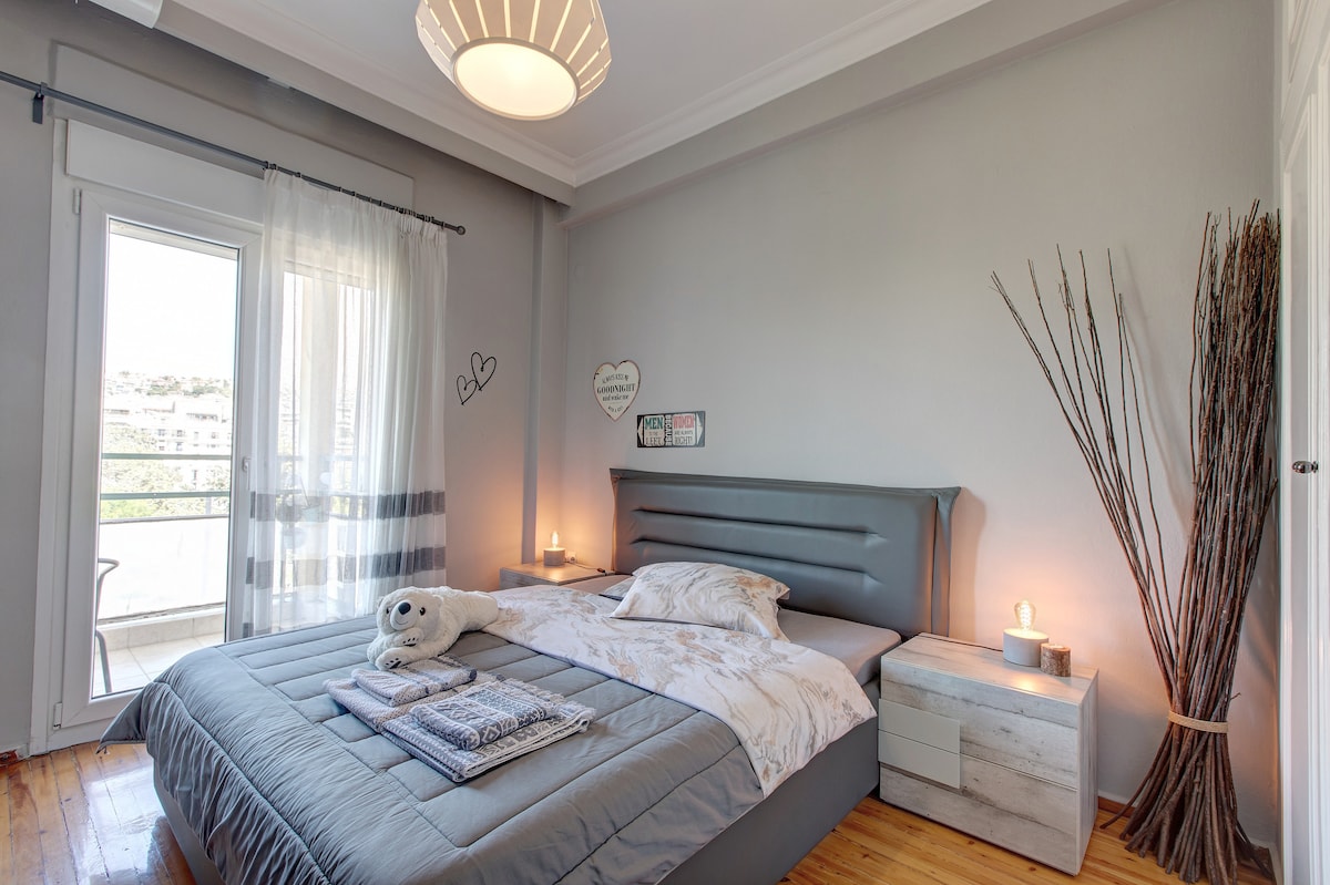 საძინებელი 1 , გადაჰყურებს არისტოტელეს მოედანს.. 