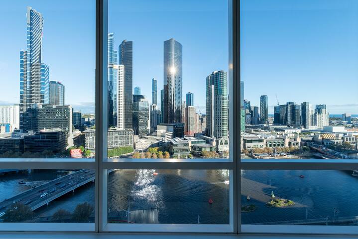 Penthouse 3 bdrm amazing views opposite casino gallery image 2