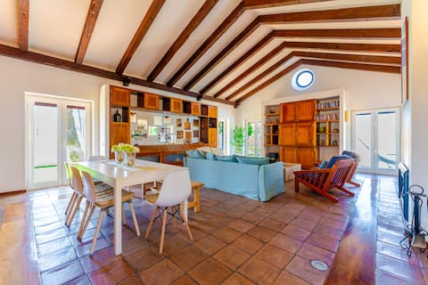 Anúncio popular: Spacious Traditional Villa Country Sintra w Pool em São João Das Lampas