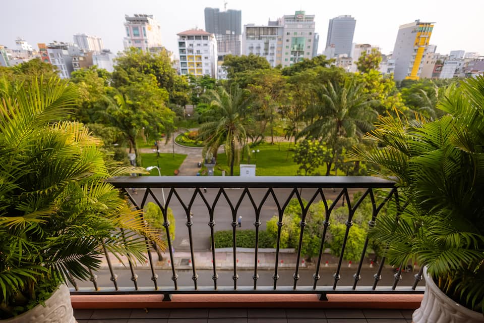 Top-earning Airbnb listing in Bến Thành, 1 bedroom
