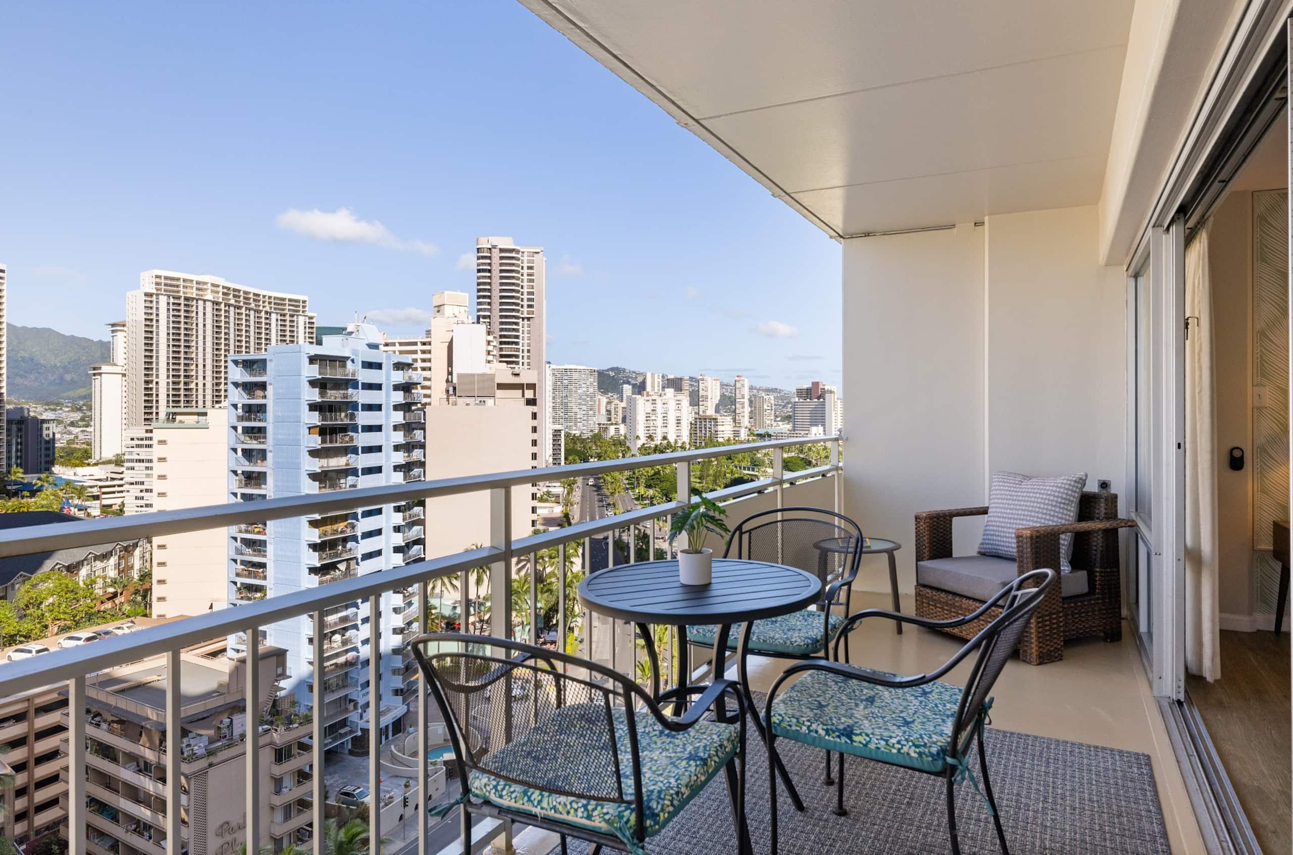 Ilikai Collection # 5.Luxury & Beachfront Location - Image 10
