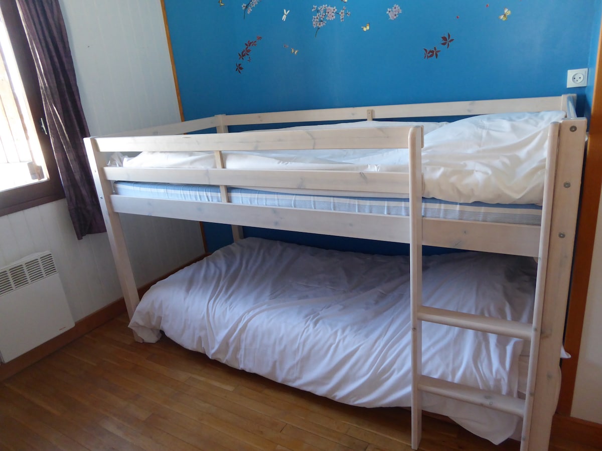 2 เตียงเดี่ยว