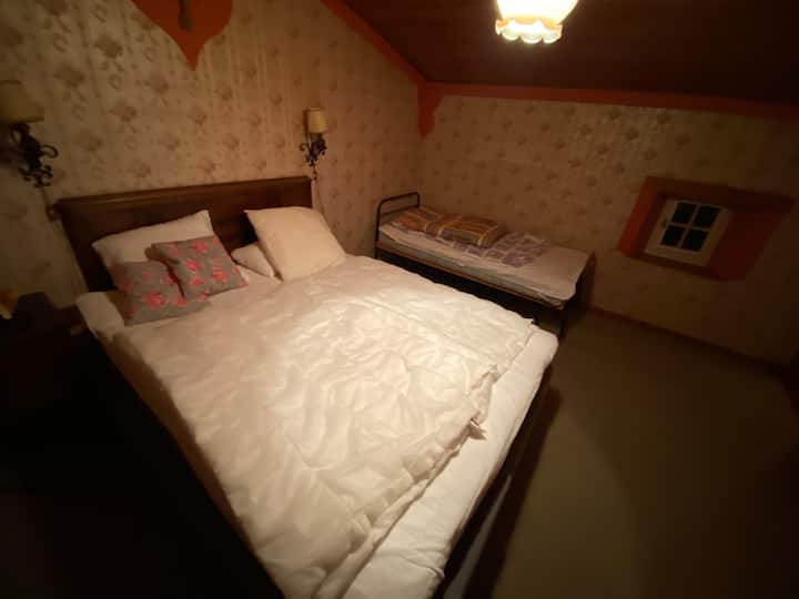 Საძინებელი 3 ზემოთ