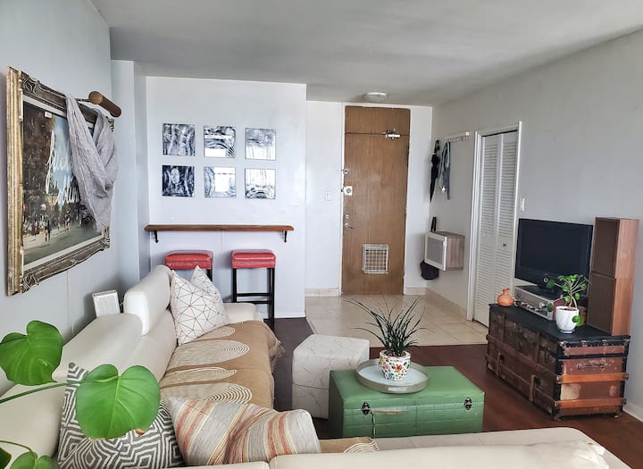 Spacious, Unique Space, Parking Included - Toronto