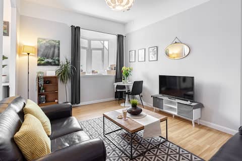 Linlithgow apartment very central near Edinburgh