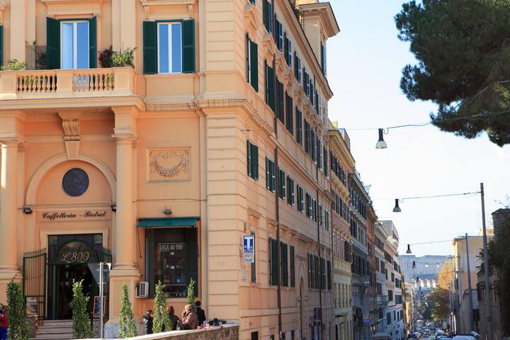 Art Gallery gallery image 3