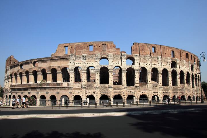 Art Gallery gallery image 4