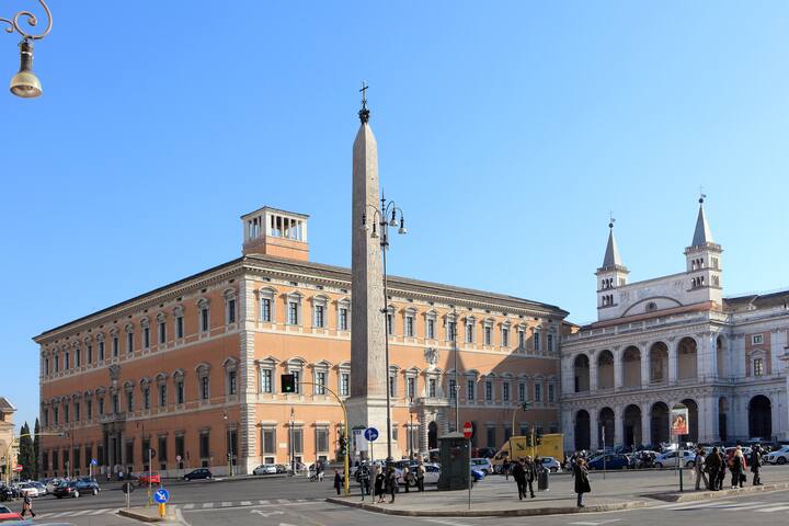 Art Gallery gallery image 2