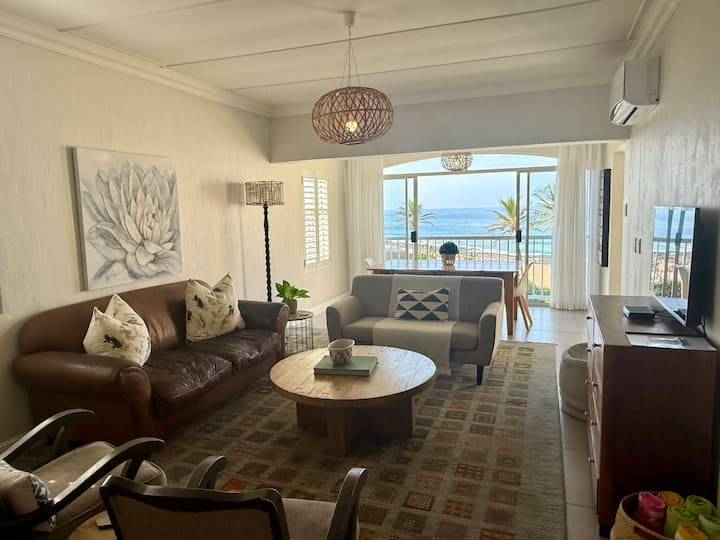 Ballito Beachfront Bliss *With Backup Power* - Dolphin Coast