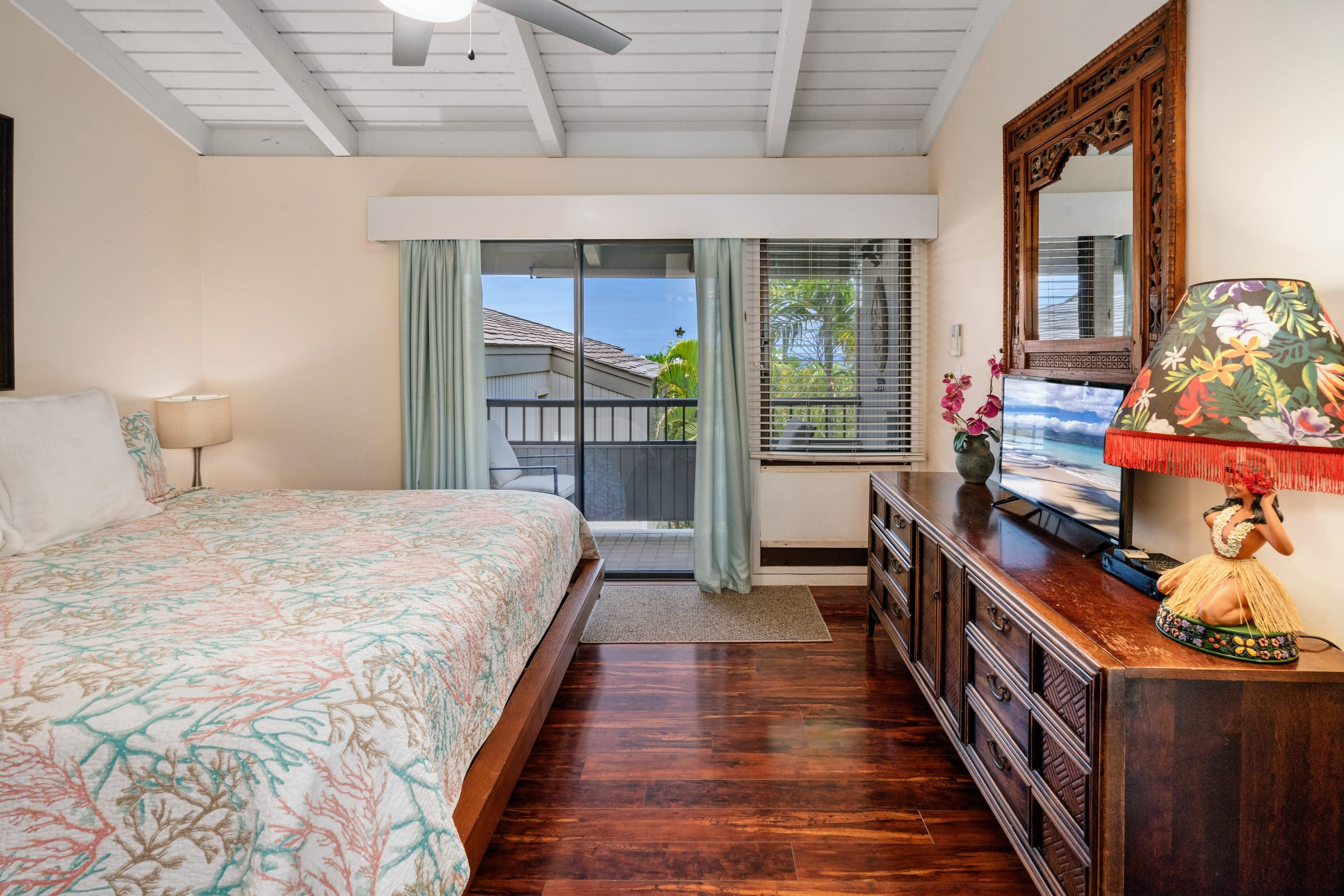 Condo in Kihei · ★4.77 · 2 bedrooms · 3 beds · 2 baths - Image 15