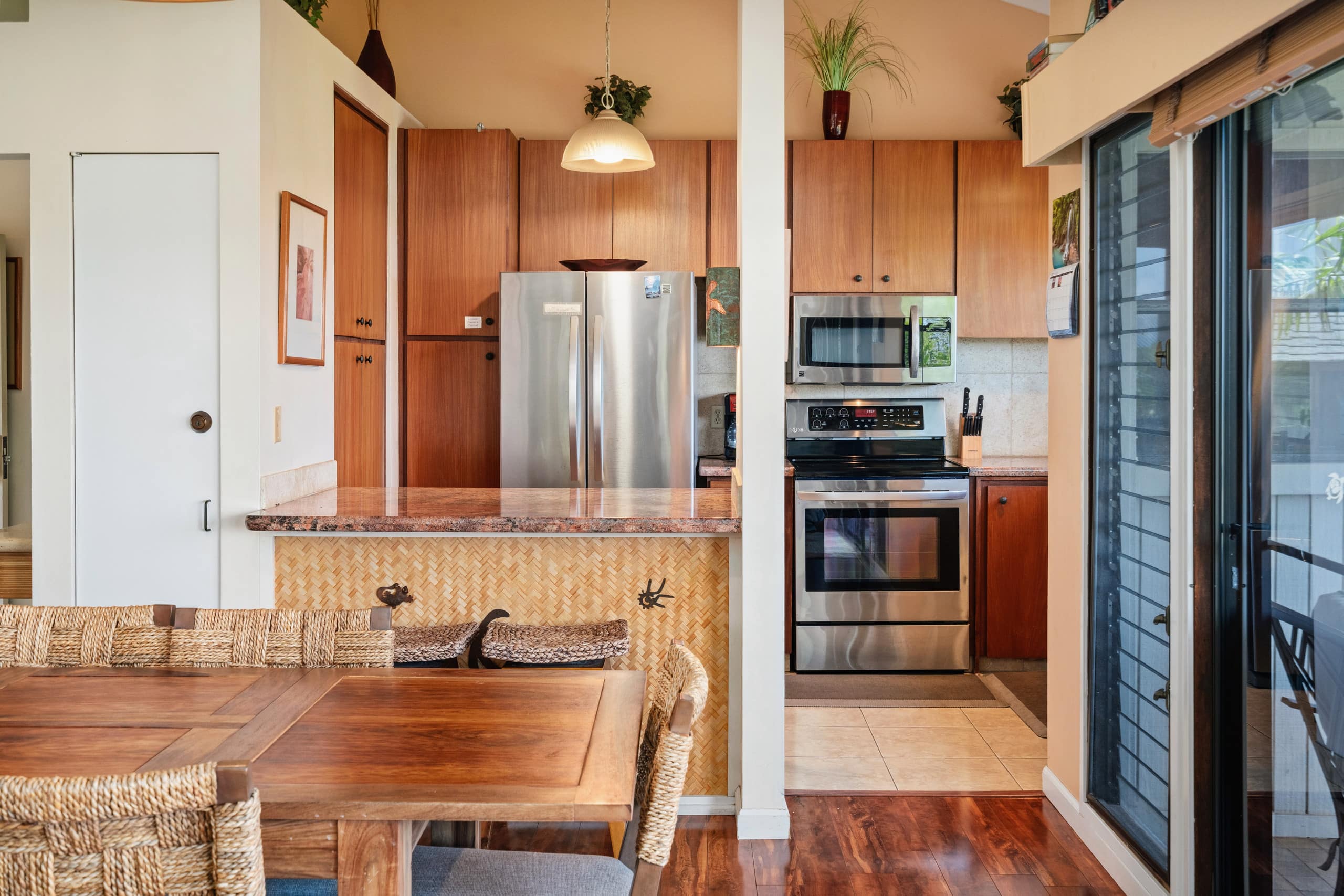 Condo in Kihei · ★4.77 · 2 bedrooms · 3 beds · 2 baths - Image 10