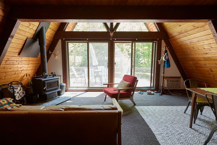 Bear & Louis Cabin - Walk To Hunter Mtn - Hudson Valley, NY