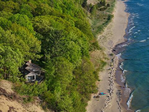 Lake MI Cabin: Private Beachfront with 60 Acres