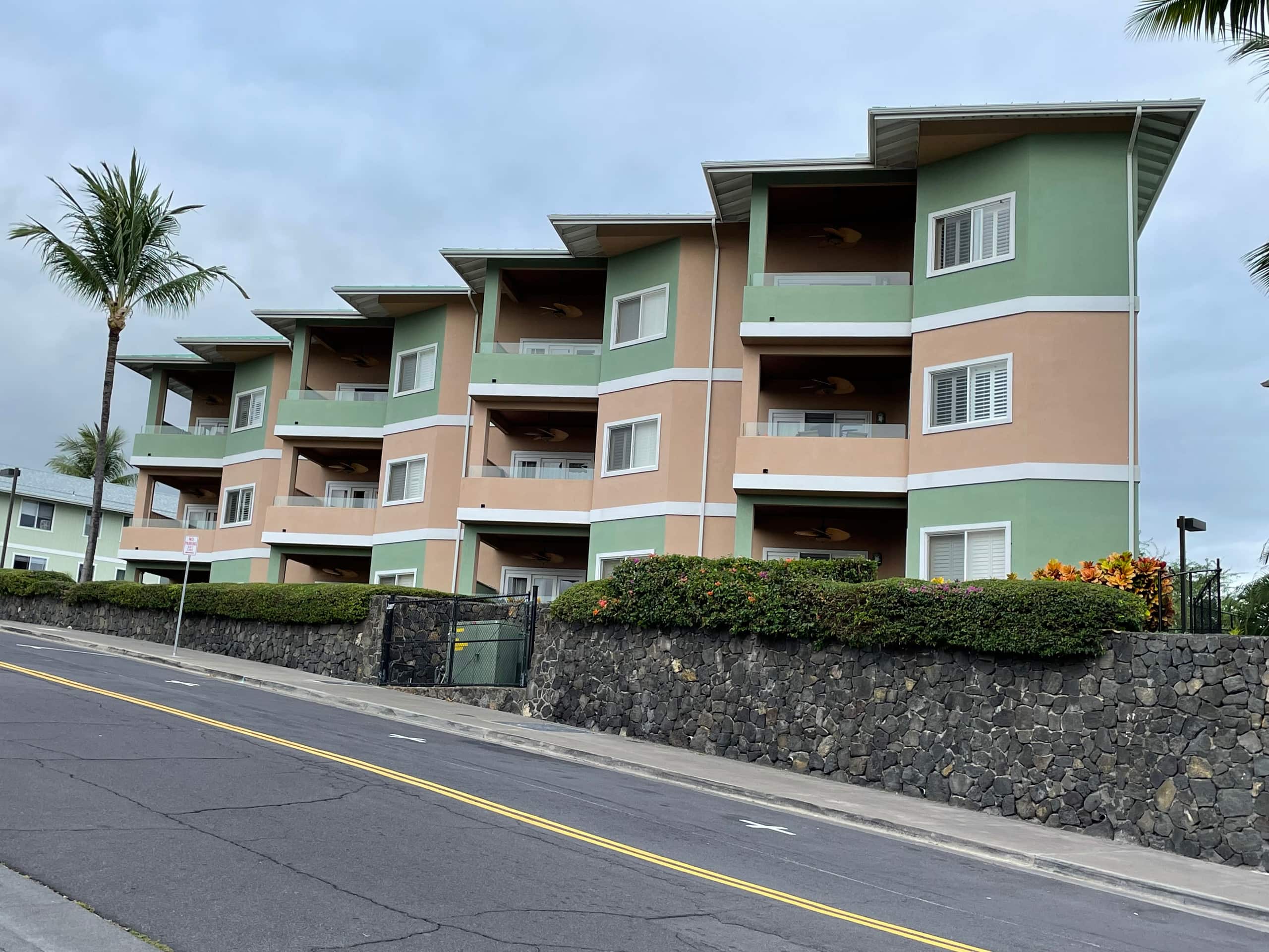 Condo in Kailua-Kona · ★4.94 · 2 bedrooms · 3 beds · 2 baths - Image 18