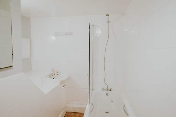 საძინებელი 3