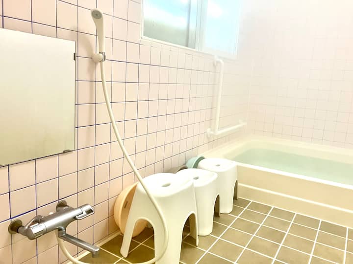 共用フルバスルーム1