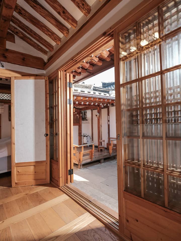 [Private Premium Hanok Stay] Seouluiharu_gahoedong - 서울특별시