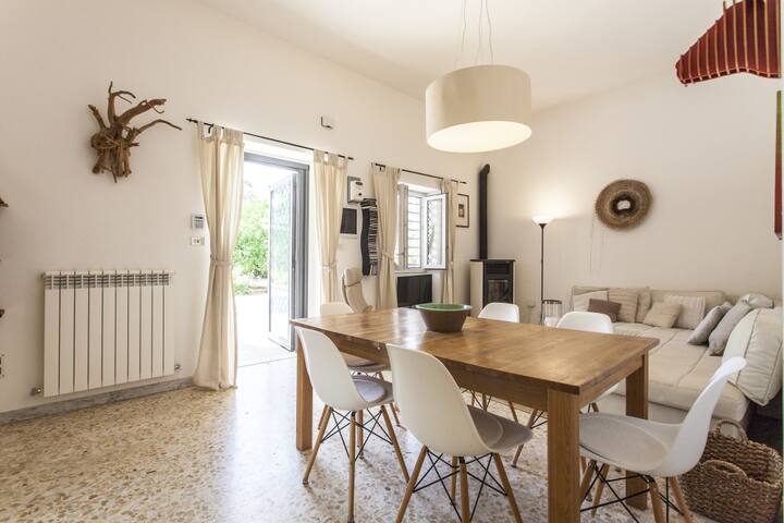 Country villa with heated pool & splendid garden gallery image 5