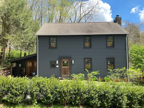Historic wooded 3BD 1 hour from NYC