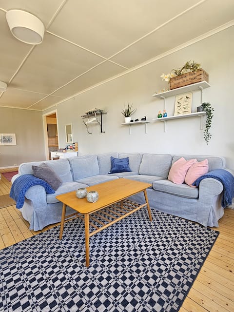 Kilesandsgården, Apartment 6 with sea view.