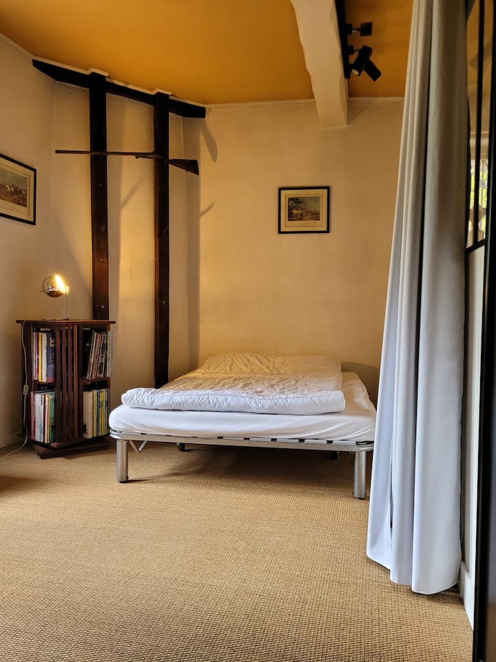 Спална соба 6