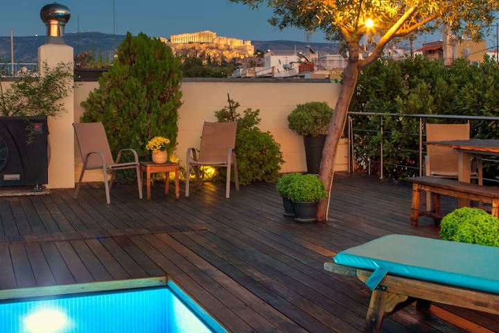 Penthouse Heated Pool/AcropolisView/Ideal Location