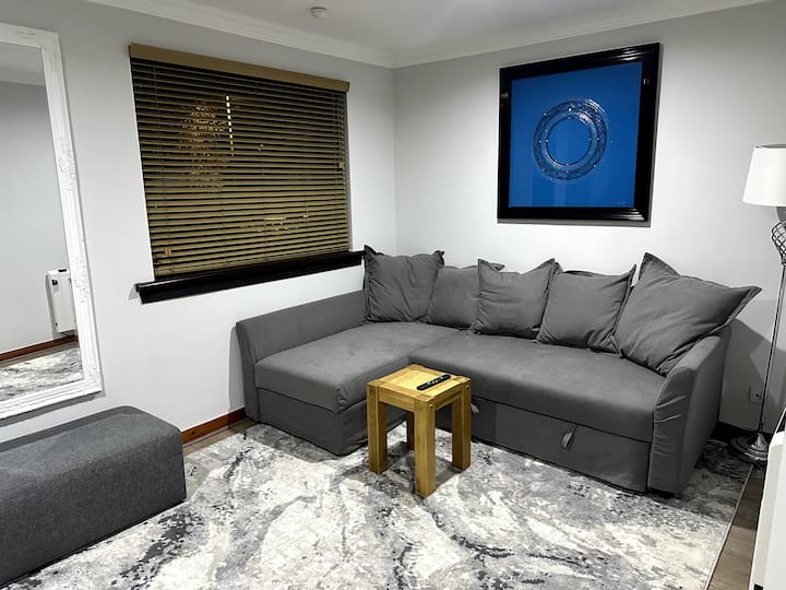 Modern 1 Bedroom Apartment @ Glasgow City Centre - Glasgow Queen Street Station