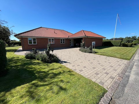 House close to Sunds lake and near Herning (Boxen)