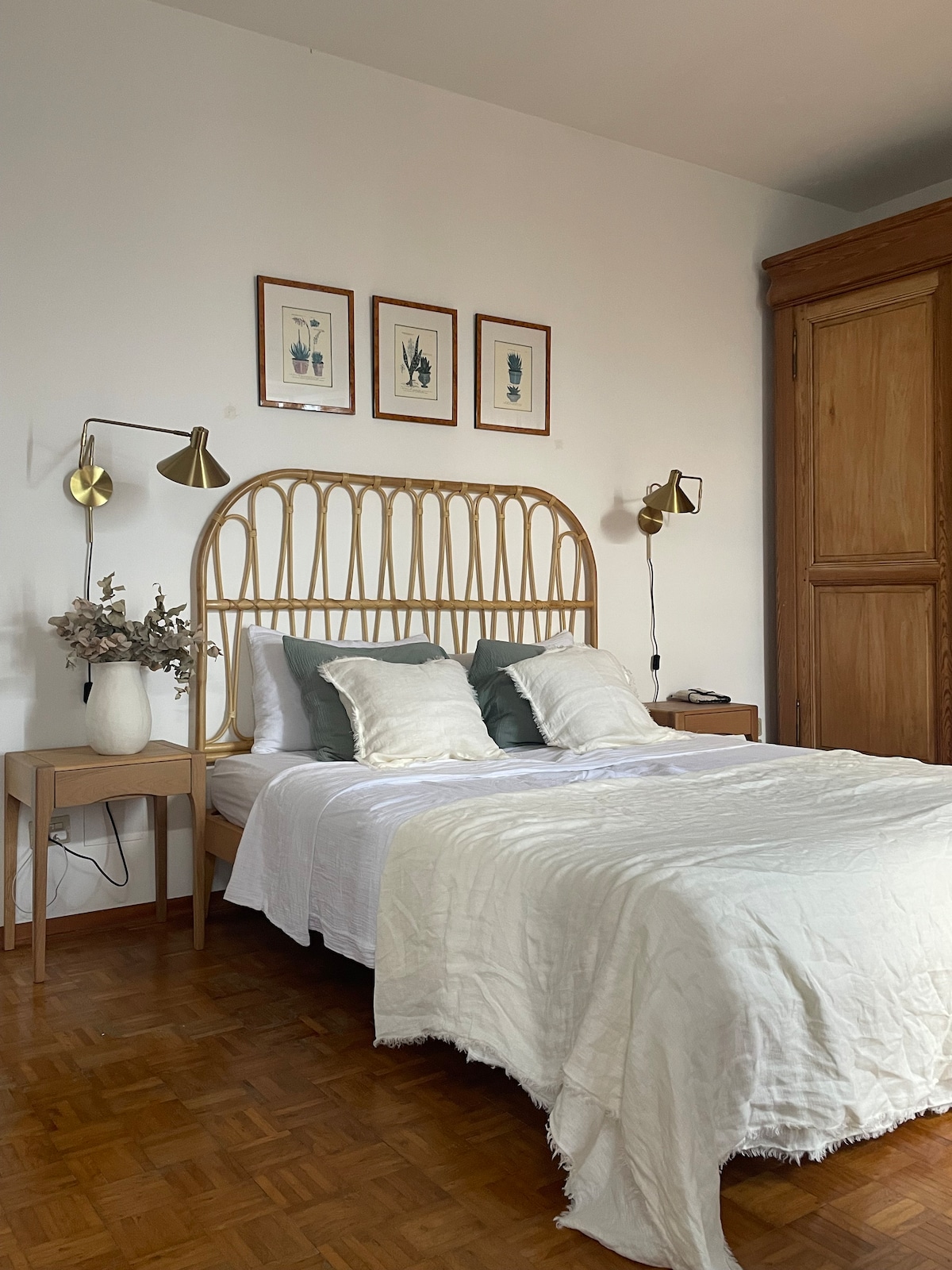 Habitación con baño privado - cama queen size 160X200cm - 1ª planta