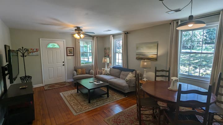Charming 2b/1b Steps From Historic Norcross - Duluth, GA