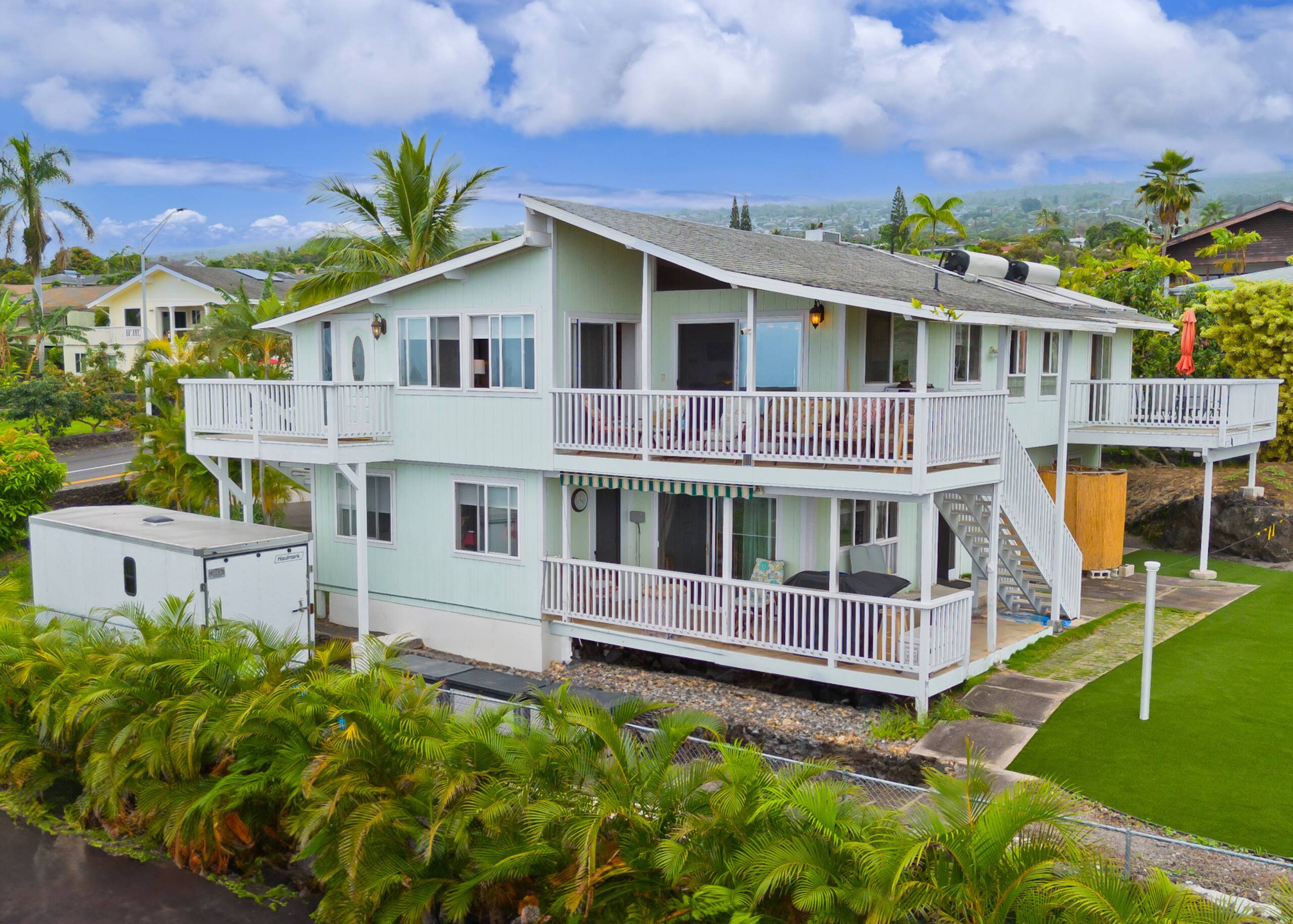 Home in Kailua-Kona · ★4.79 · 6 bedrooms · 9 beds · 3 private baths - Image 75