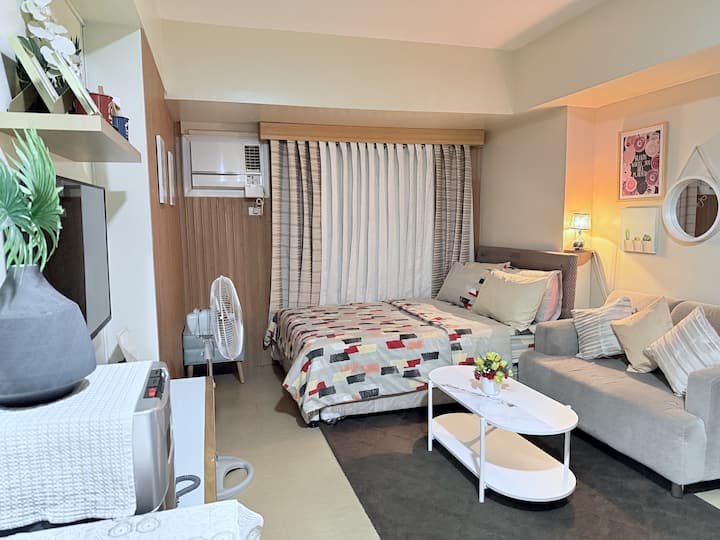 "COMFORT and ACCESSIBLE" Your HOME away from HOME.
