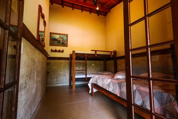 غرفة النوم 2