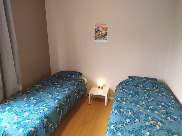 Dormitorio 2: posible en configuración de 2 camas individuales de 80x200 o una cama doble de 160 x 200
