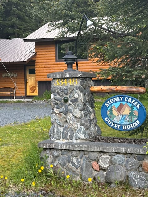 Stoney Creek Guest House
