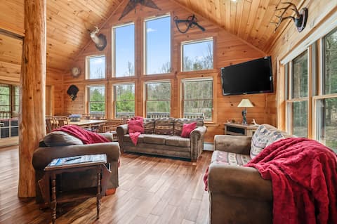 Fire Pit+ Games+ Gore Ski+ Lake George ADK Cabin