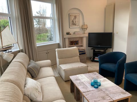Top performing Airbnb: Family villa with unique roof terrace and beach cabin in Koksijde