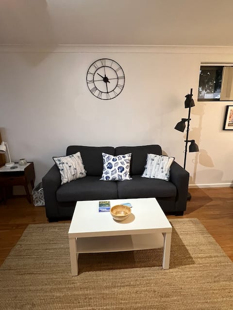 Successful Airbnb property: Bondi Beach Large Studio with Ocean Views in Bondi Beach