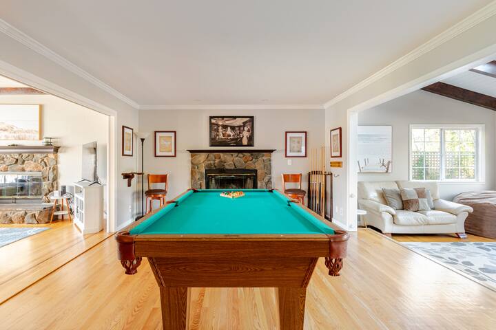 5 min walk to Beach, 11 beds, perfect for families gallery image 3