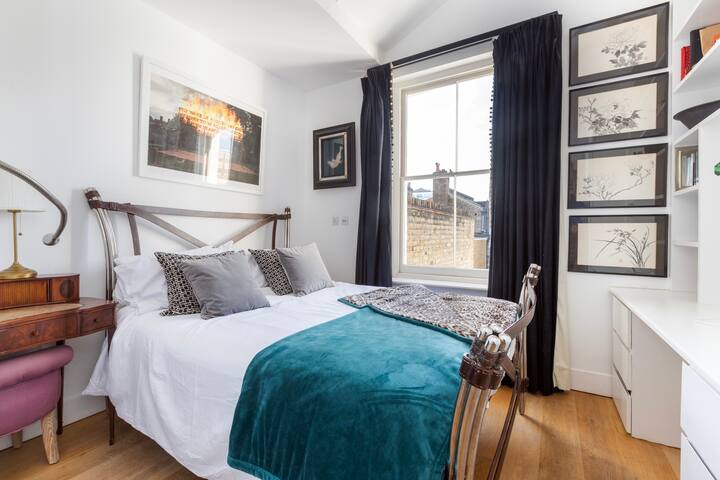 Kensington Stylish n Chic family house, sleeps 8 gallery image 4