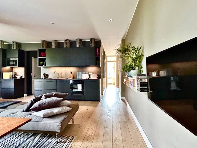 FAB Flat for 6 in Neukölln/ 3BR / 2Bath. gallery image 3