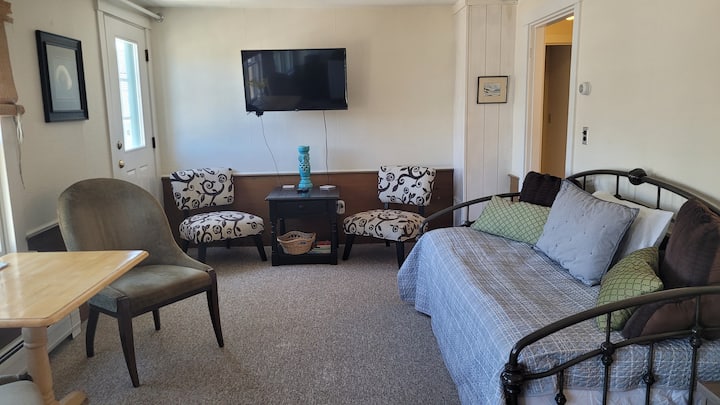 Bayview Apartments/ Harborview - Camden, ME