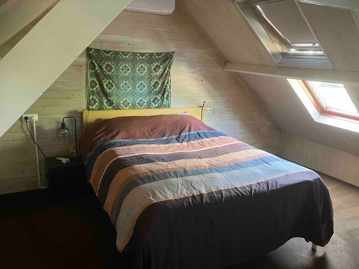 双人床1.60米乘2.00米