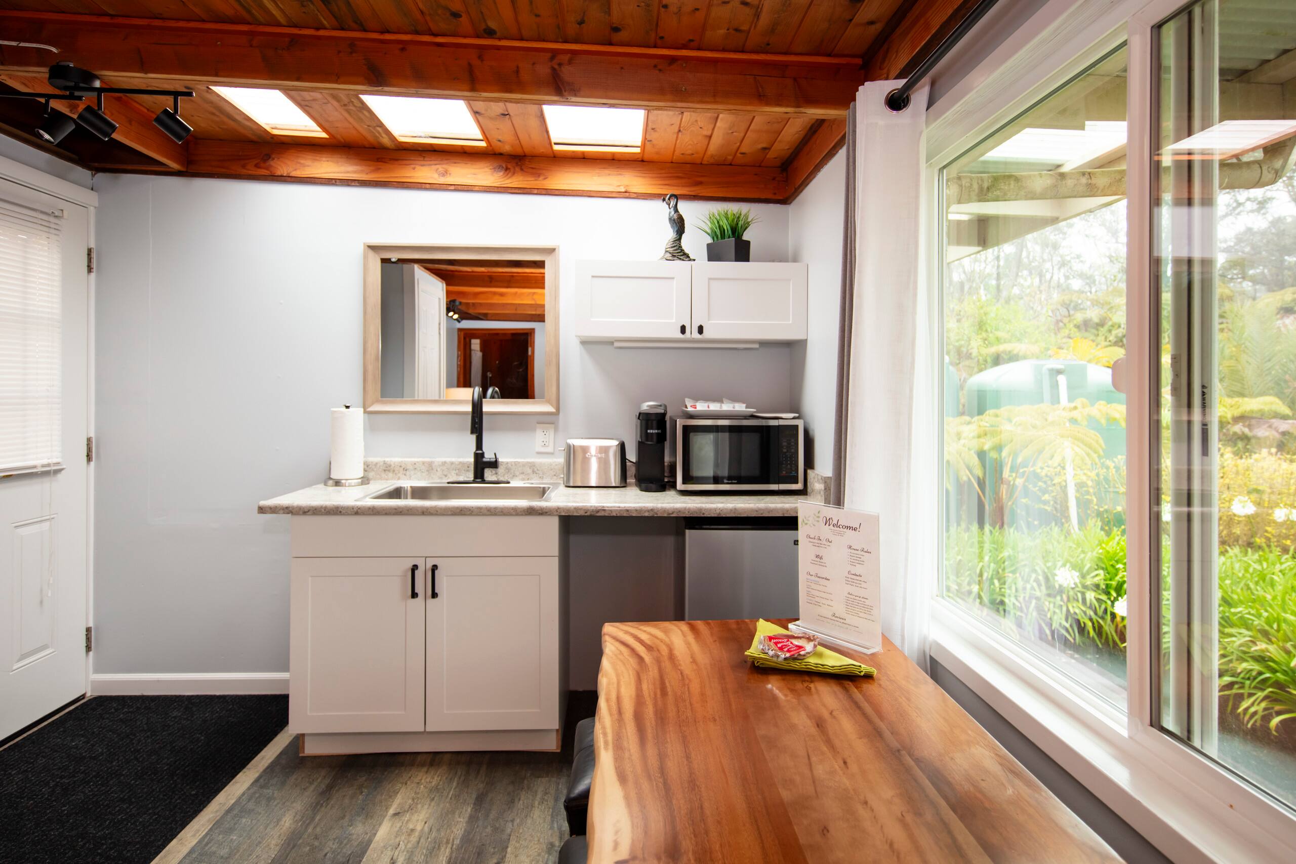 Guesthouse in Volcano · ★4.81 · 1 bedroom · 1 bed · 1 private bath - Image 3