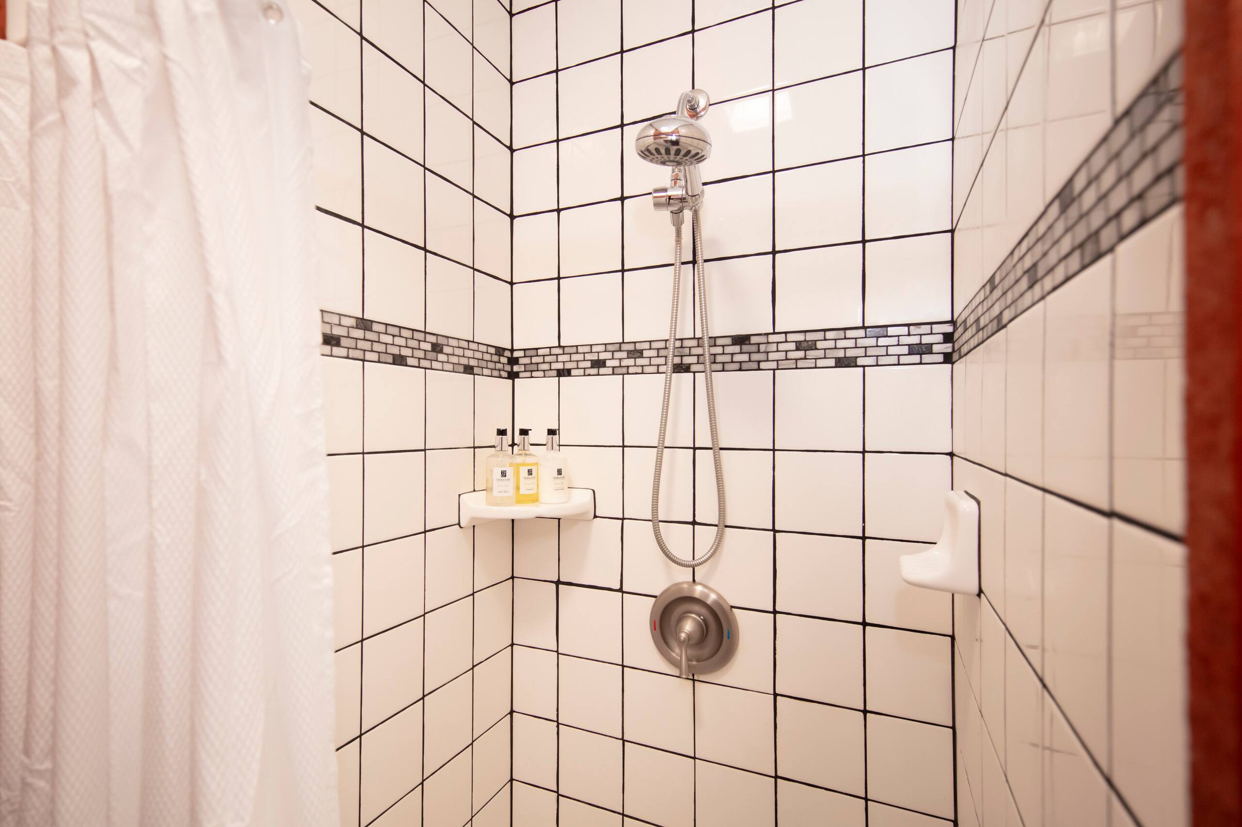 Guesthouse in Volcano · ★4.81 · 1 bedroom · 1 bed · 1 private bath - Image 13