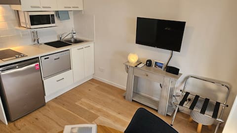 Top Airbnb: Nelson Bay Garden Suite - Private Entry in Nelson Bay