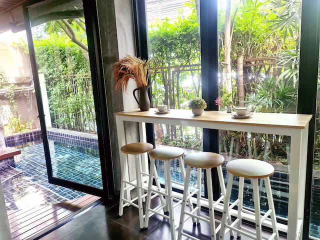 Exclusive Pool Villa in Prime Thonglor gallery image 3