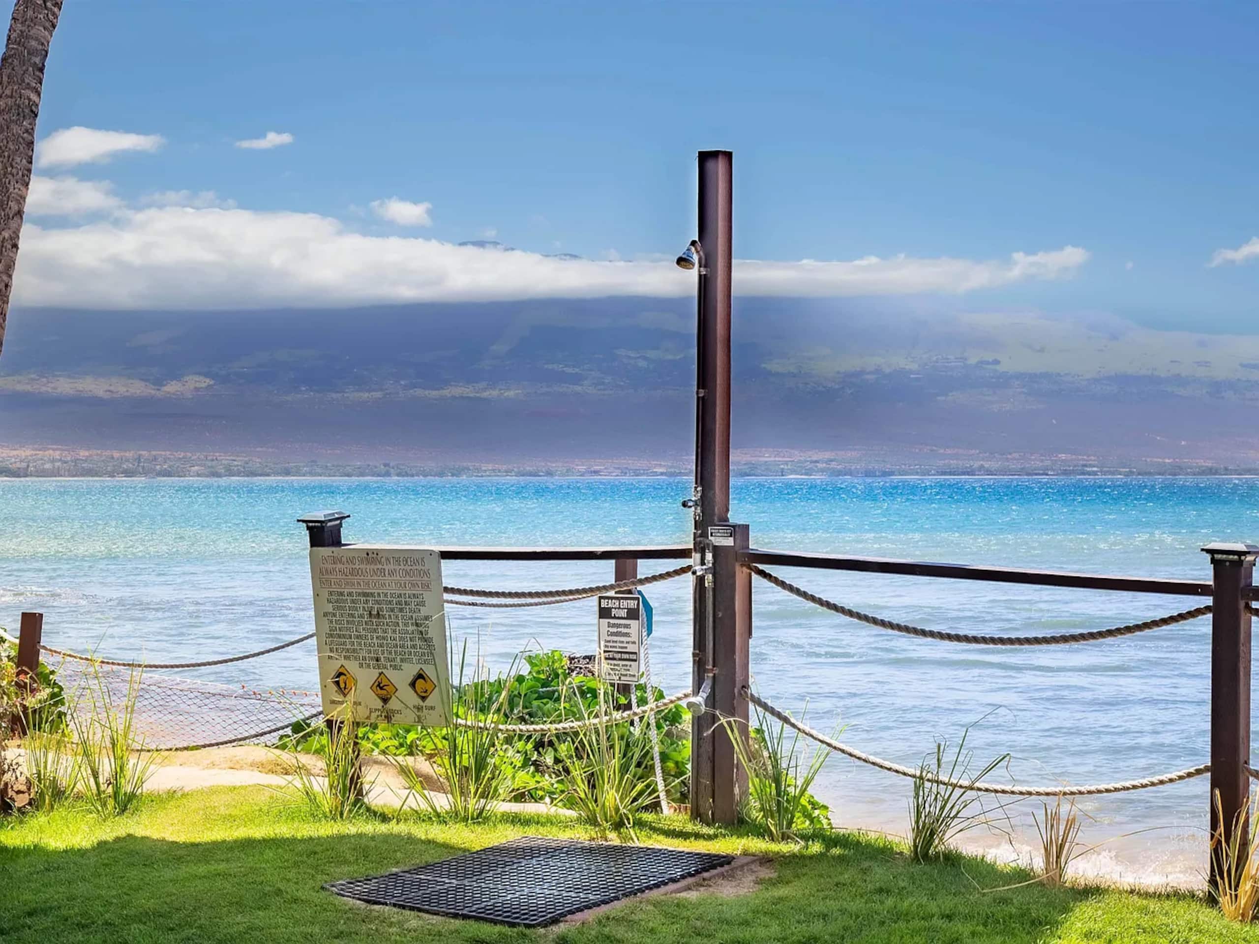 Condo in Wailuku · ★4.8 · 1 bedroom · 2 beds · 1 private bath - Image 4