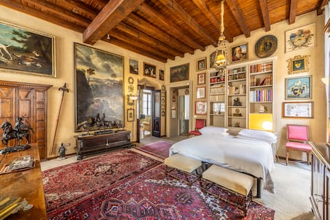 art gallery apartment in Brescia Center