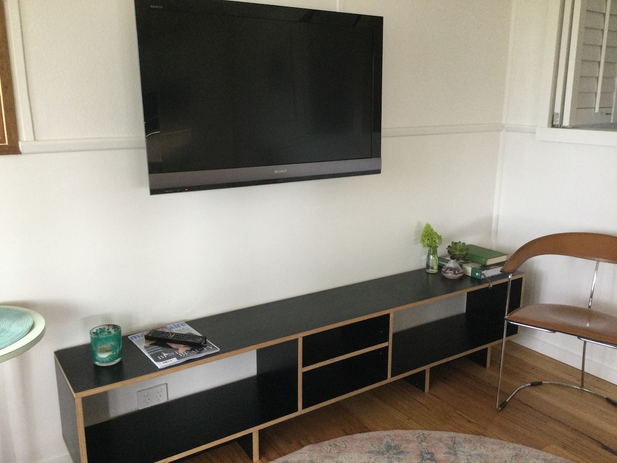 Popular Airbnb listing: Love Lane Cabin, Lorne. Unique, cosy, ocean views. in Lorne
